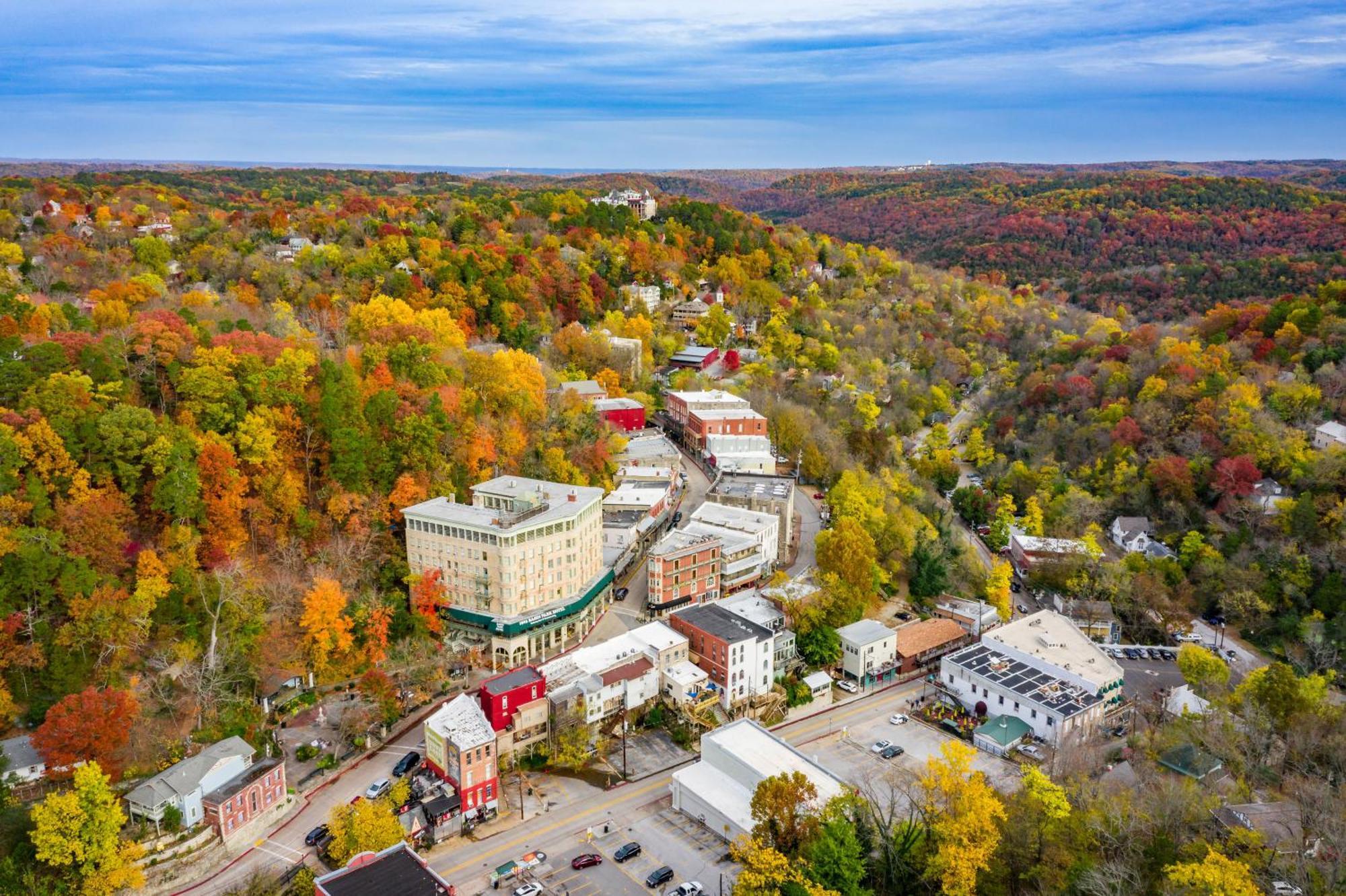 1905 Basin Park Hotel Юрика Спрингс Экстерьер фото