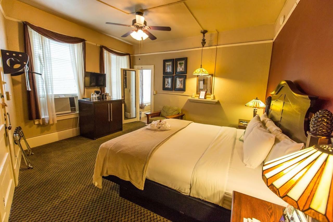 1905 Basin Park Hotel Юрика Спрингс Экстерьер фото